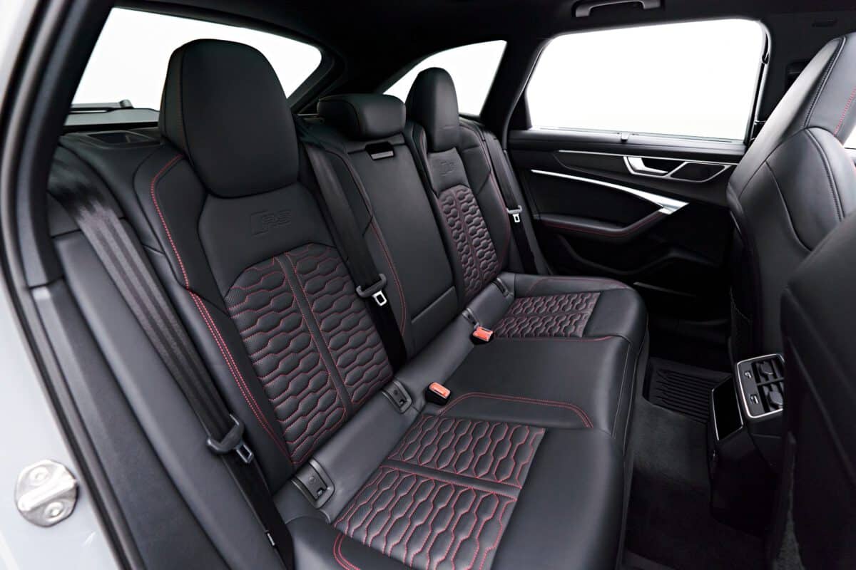 Audi RS6 Rear seats