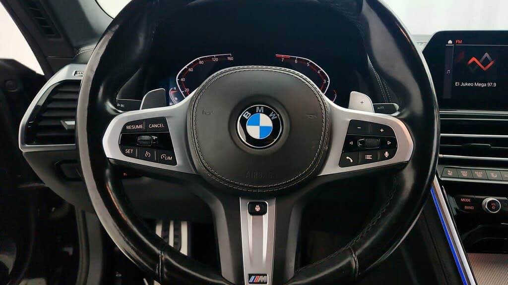 BMW 8 Series Convertible Driving wheel close look