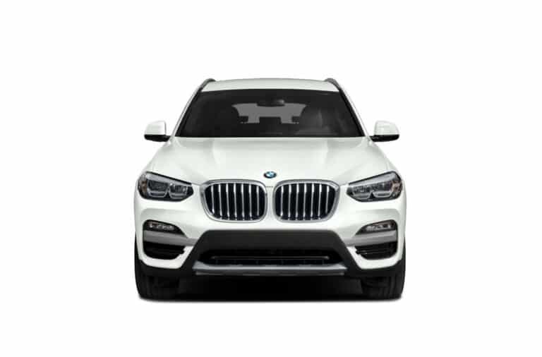 White BMW X3 Front view