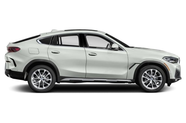 White BMW X6 Side view