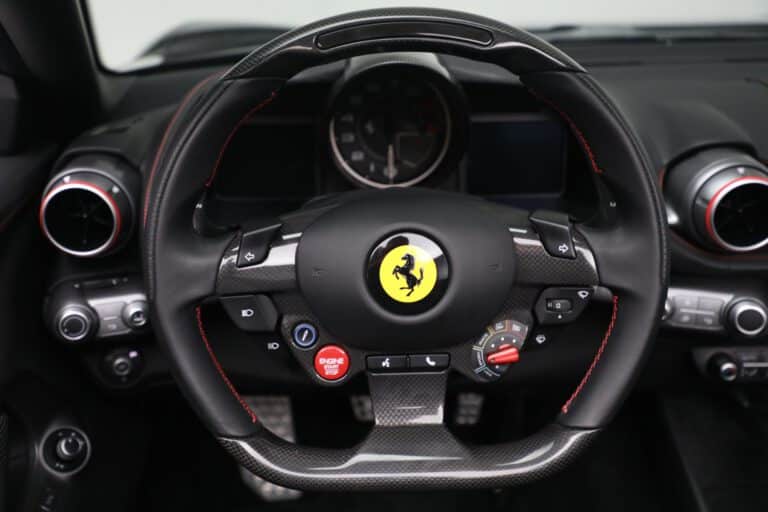 Ferrari 812 GTS Driving wheel