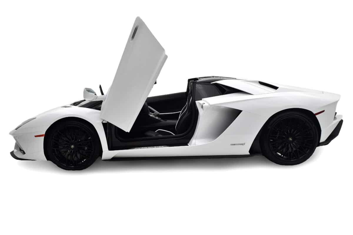 Lamborghini Aventador Roadster Scissor doors