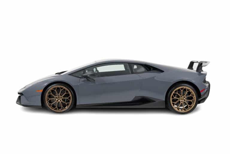 Lamborghini Huracan Performante Side view