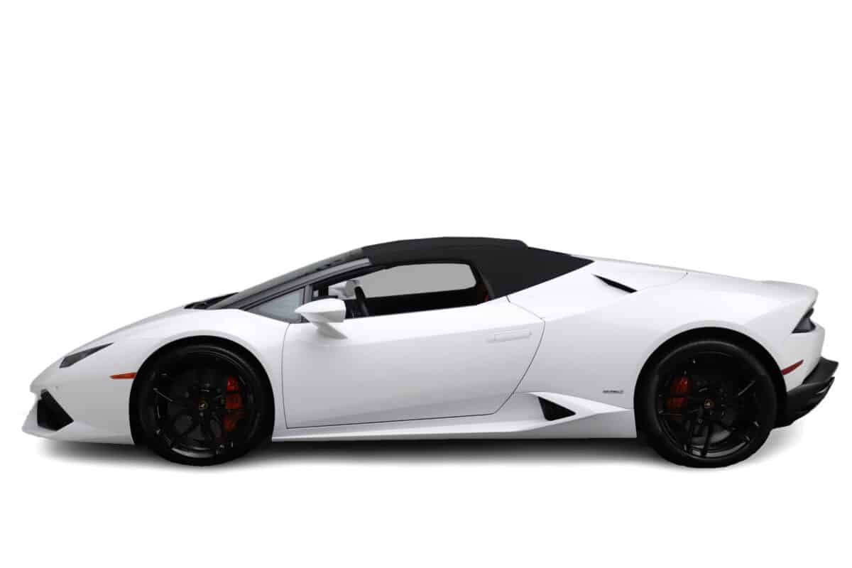 Lamborghini Huracan Spyder side view closed top