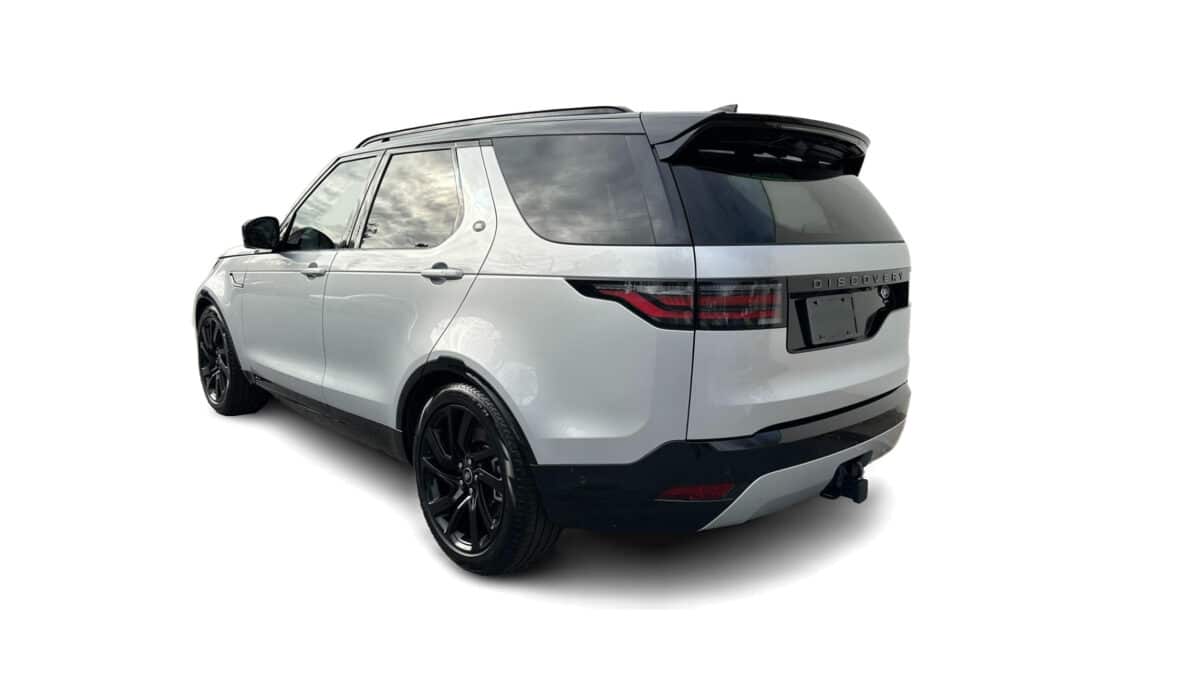 Land Rover Discovery Half side rear view