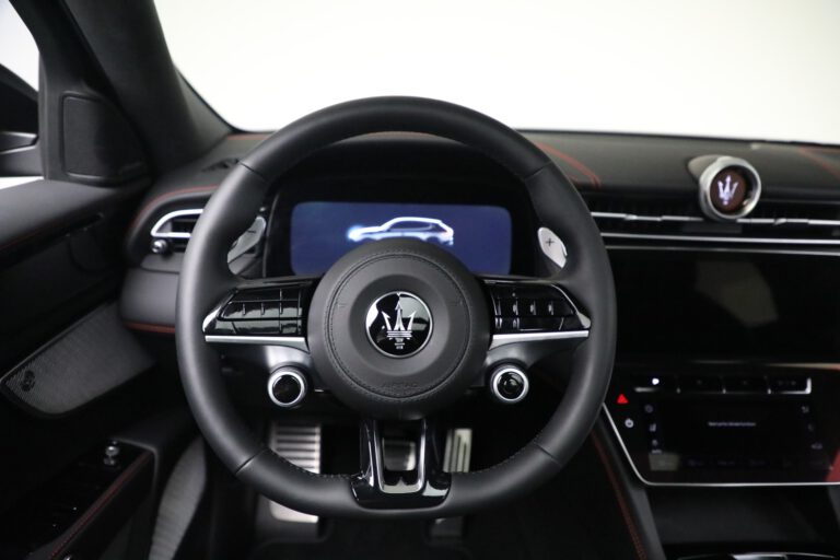 Maserati Grecale Driving wheel