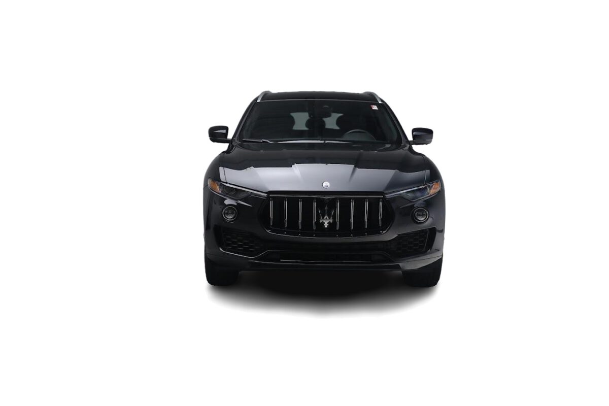 Maserati Levante Front view