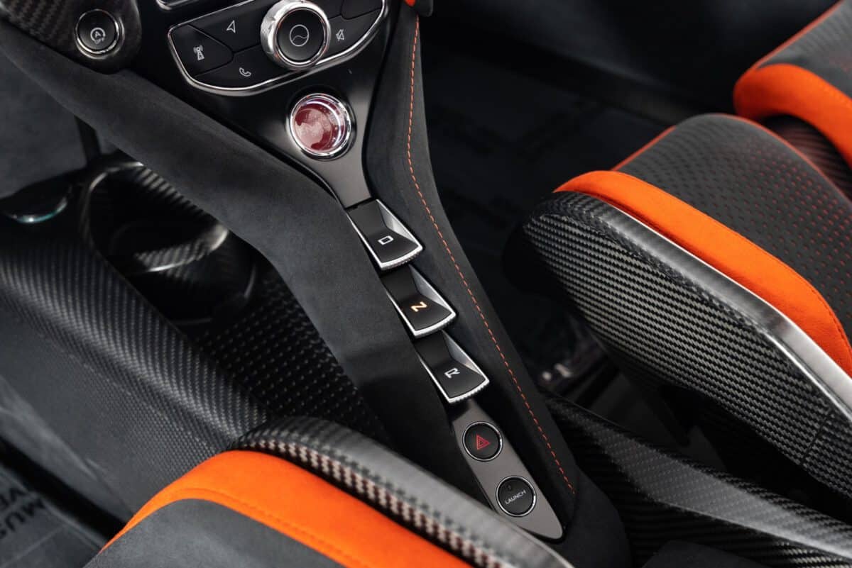 McLaren 765LT Gear selector