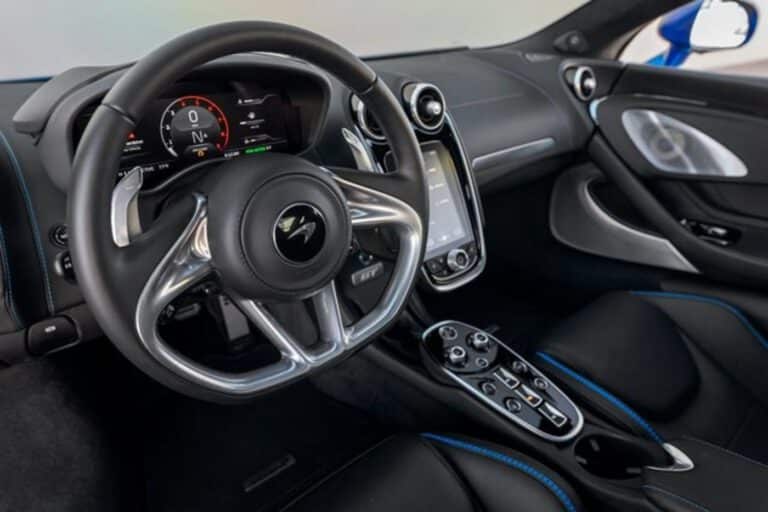 McLaren GT Driving wheel