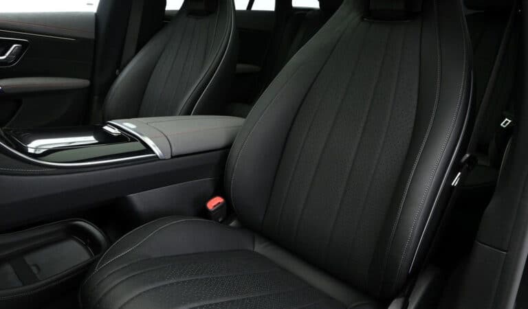 Mercedes EQS Front seats