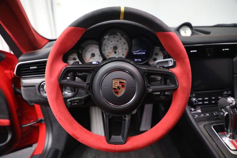 Porsche 911 GT2 RS Steering wheel