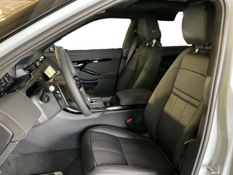 Range Rover Evoque Front seats
