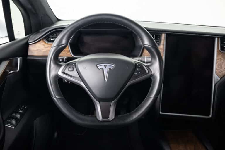 Tesla Model X Steering wheel