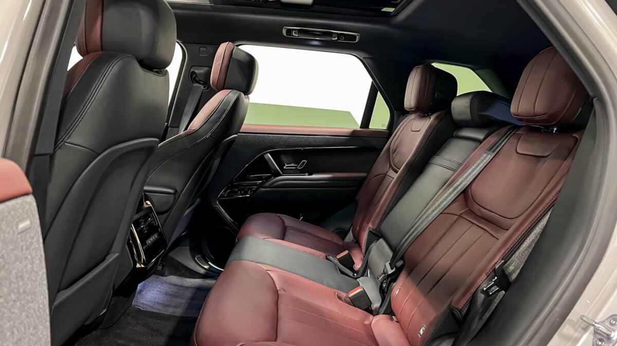 Range Rover Sport Rear seats