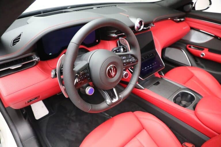 Maserati GranCabrio Driving wheel