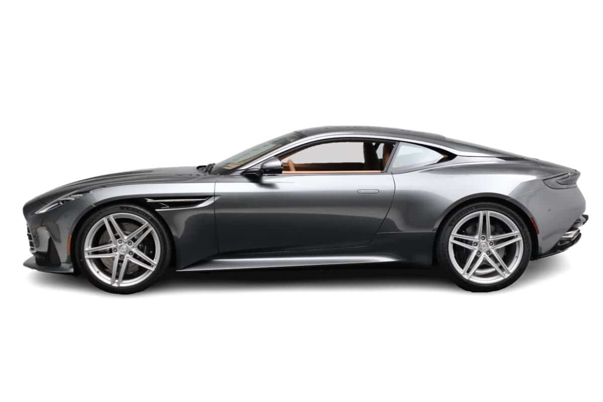 Aston Martin DB12 - View side