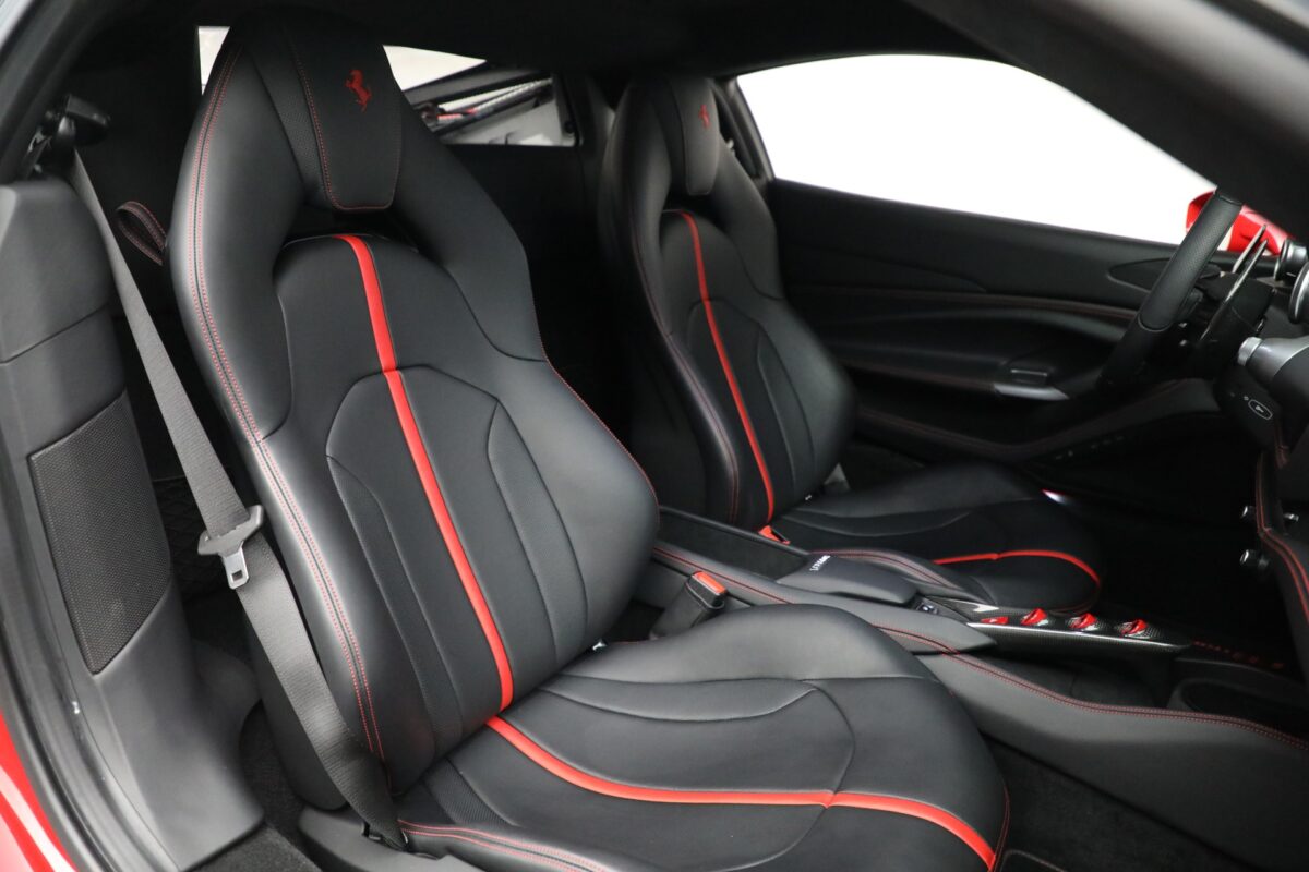 Ferrari F8 Tributo front leather seats