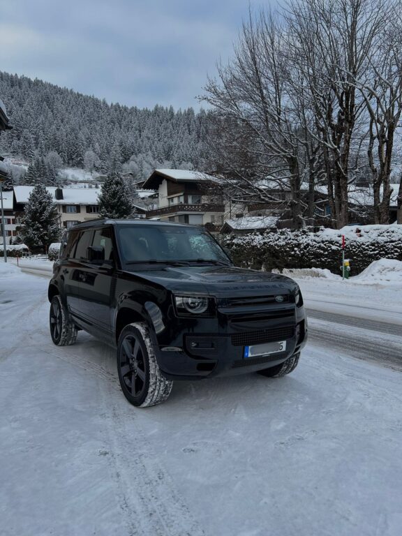 Land Rover Defender 1130 in the snow in Switzerland