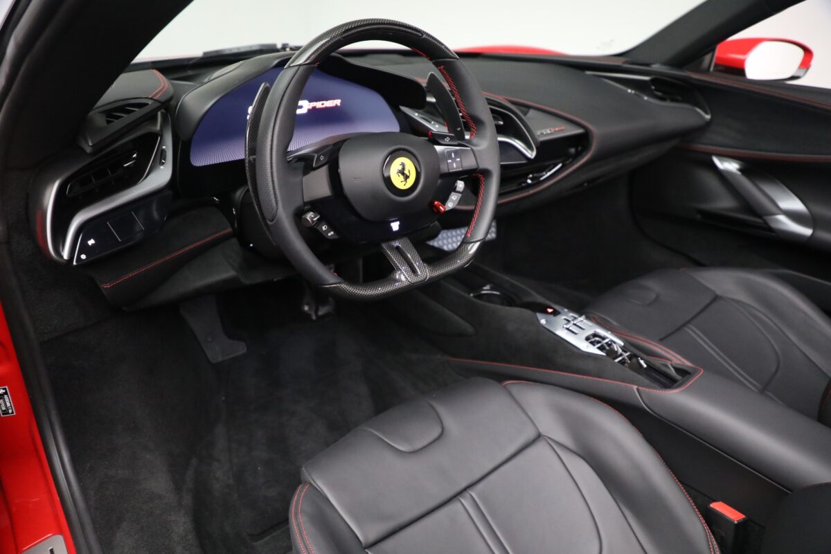 Ferrari SF90 Spider Driver's seat